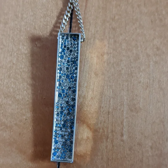 Gorgeous St. John Long 30" Pendant Necklace - Picture 5 of 6